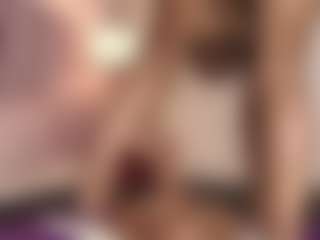 hallybans's Live Sex Cam Show