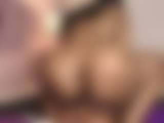 hallybans's Live Sex Cam Show