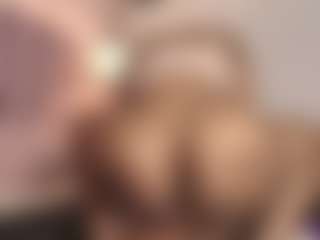 hallybans's Live Sex Cam Show