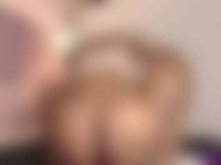 hallybans's Live Sex Cam Show