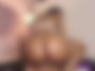 hallybans's Live Sex Cam Show