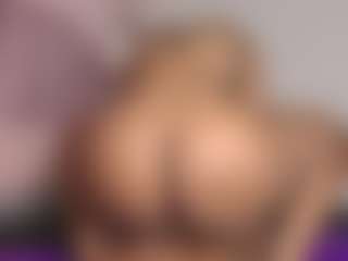 hallybans's Live Sex Cam Show