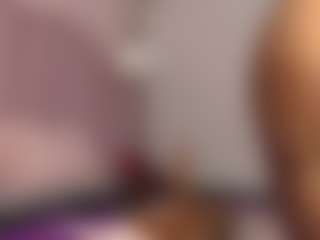 hallybans's Live Sex Cam Show
