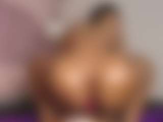 hallybans's Live Sex Cam Show