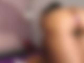 hallybans's Live Sex Cam Show