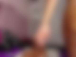 hallybans's Live Sex Cam Show