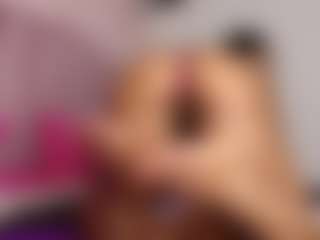 hallybans's Live Sex Cam Show
