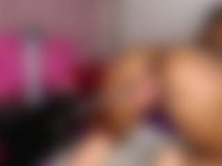 Live cam show with hallybans - Ebony Petite on Camsoda | colombia