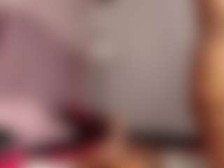 hallybans's Live Sex Cam Show
