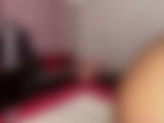 Live cam show with hallybans - Tease Ebony on sexylive.show | colombia