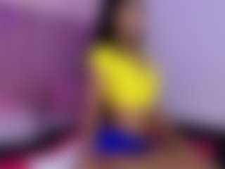 Live cam show with hallybans - Ebony MILF on livesuperchat.net