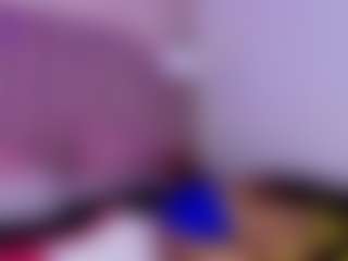 Live cam show with hallybans - Black Petite on livesuperchat.net