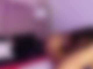 Live cam show with hallybans - Petite MILF on Dolls Live
