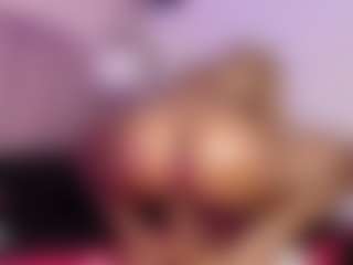 hallybans's Live Sex Cam Show