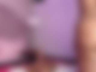 hallybans's Live Sex Cam Show
