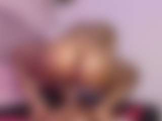 hallybans's Live Sex Cam Show