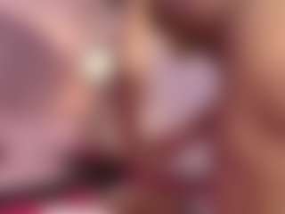 hallybans's Live Sex Cam Show