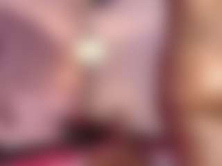hallybans's Live Sex Cam Show