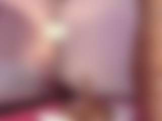 hallybans's Live Sex Cam Show