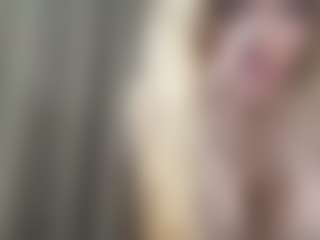Live cam show with tiffanylee1 - Slimthick on boobsie.com