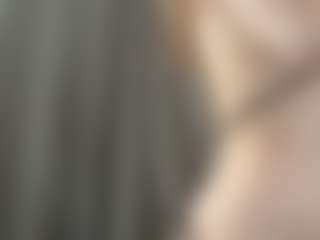 Live cam show with tiffanylee1 - MILF on xDating