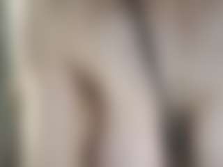 Live cam show with tiffanylee1 - MILF on Camsoda