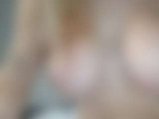 tiffanylee1's Live Sex Cam Show