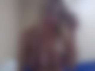tiffanylee1 MILF webcam performer live streaming