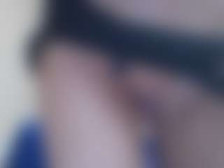 Live cam show with tiffanylee1 - Flashing on Camsoda