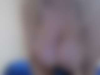 Live cam show with tiffanylee1 - HD MILF on liverealitysex.com