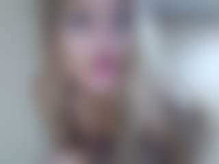 Live cam show with tiffanylee1 - Blonde Hair Middle Aged on Camming Site
