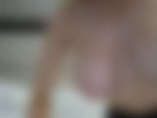 tiffanylee1's Live Sex Cam Show