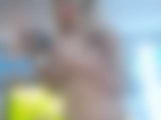 Live cam show with tiffanylee1 - Thick on AdultVida.com