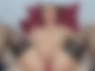 Live cam show with Anastasia - Petite on anonymated.com