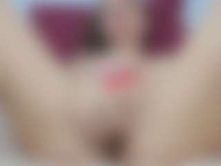 Live cam show with Anastasia - Petite on AdultVida.com