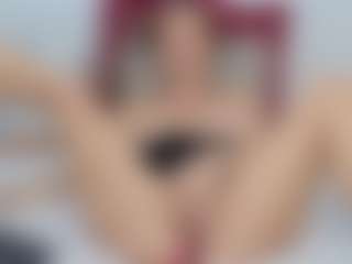 Live cam show with Anastasia - Interactive on luckytryst.com