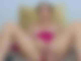 Live cam show with Anastasia - Blonde Hair Amateur on madthumbs