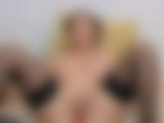 Live cam show with Anastasia - Petite on live.xbliss.ai