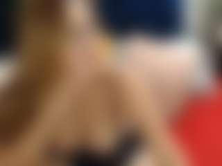 Live cam show with samantha-20x - Blonde Hair on Cam Slut