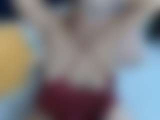 Live cam show with samantha-20x - Bedroom on intimatelivegirls.com