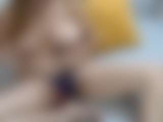 Live cam show with samantha-20x - Big Ass MILF on Lustler
