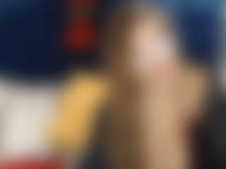 Live cam show with samantha-20x - Blonde Hair MILF on Camsoda