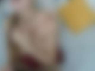 Live cam show with samantha-20x - Public Mature on Dolls Live