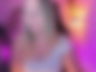 Live cam show with pamelacooper - Spank on AdultVida.com