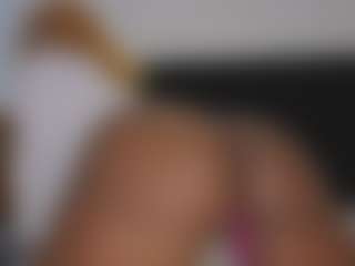 Live cam show with ashantie-millerk - Ebony on madthumbs | colombia