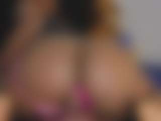 Live cam show with ashantie-millerk - Ebony on Hubzter Live | colombia