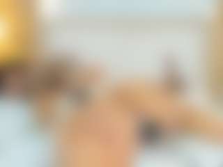 Live cam show with katty-lorenz - Living Room on eurowanks.com