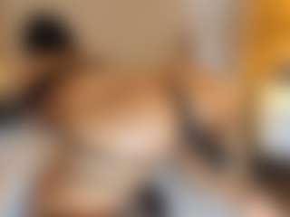 Live cam show with katty-lorenz - Spank MILF on Dolls Live