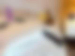 katty-lorenz MILF webcam performer live streaming