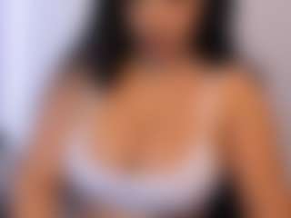 ammyfire MILF webcam performer live streaming